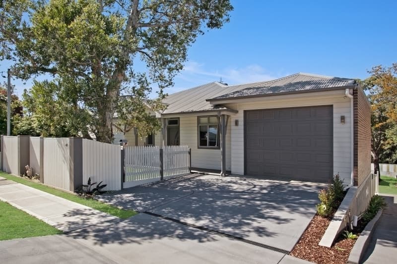 Room 2/43 Lorna Street WARATAH NSW