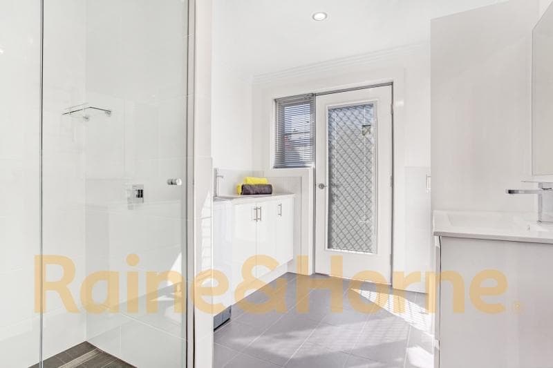 Room 3/43 Lorna Street WARATAH NSW