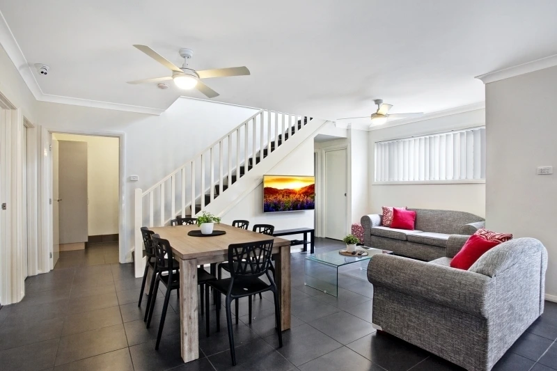 Room 203/28 Dawson Street WARATAH NSW