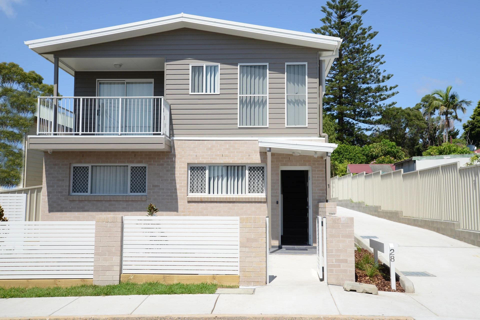 Room 203/28 Dawson Street WARATAH NSW