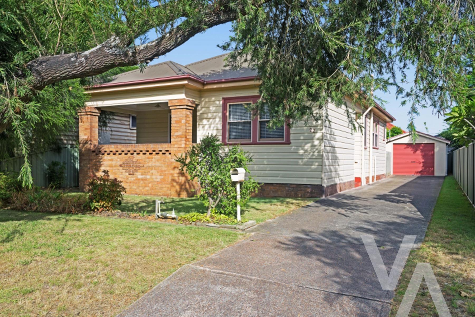 22 Hinkler Street Mayfield NSW