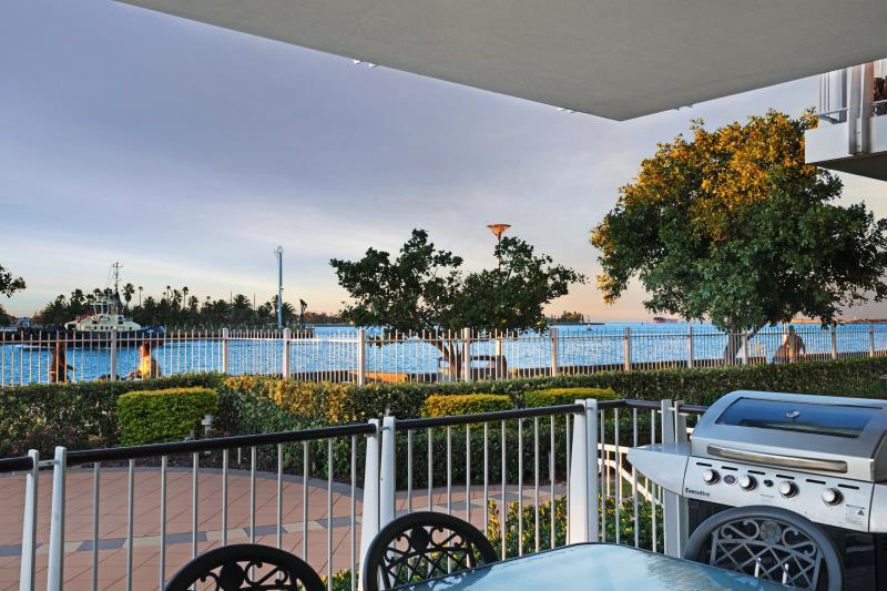 24/304 Wharf Road NEWCASTLE NSW