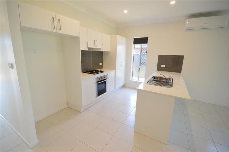 4 Apple Street FERN BAY NSW