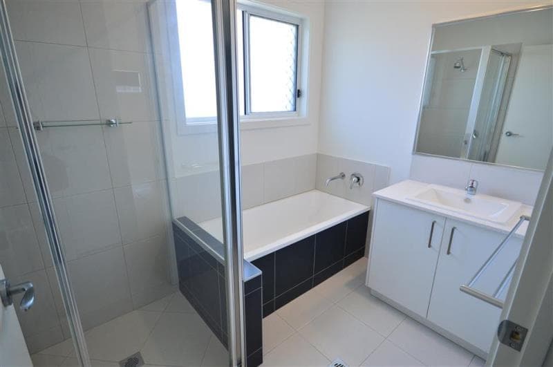 4 Apple Street FERN BAY NSW