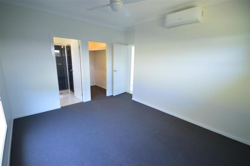 4 Apple Street FERN BAY NSW
