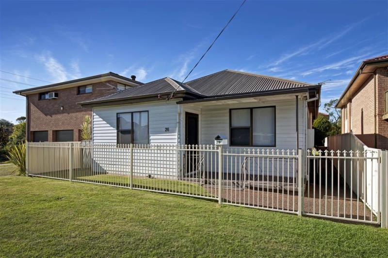 26 Newcastle Street STOCKTON NSW
