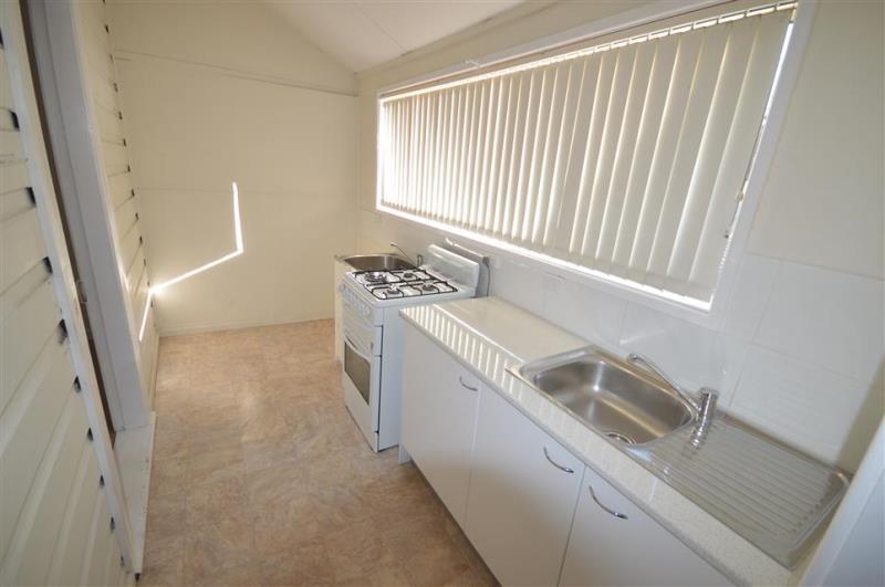 61 Roxburgh Street STOCKTON NSW