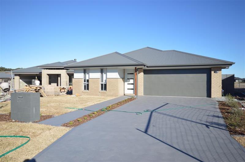 16 Fin Street FERN BAY NSW