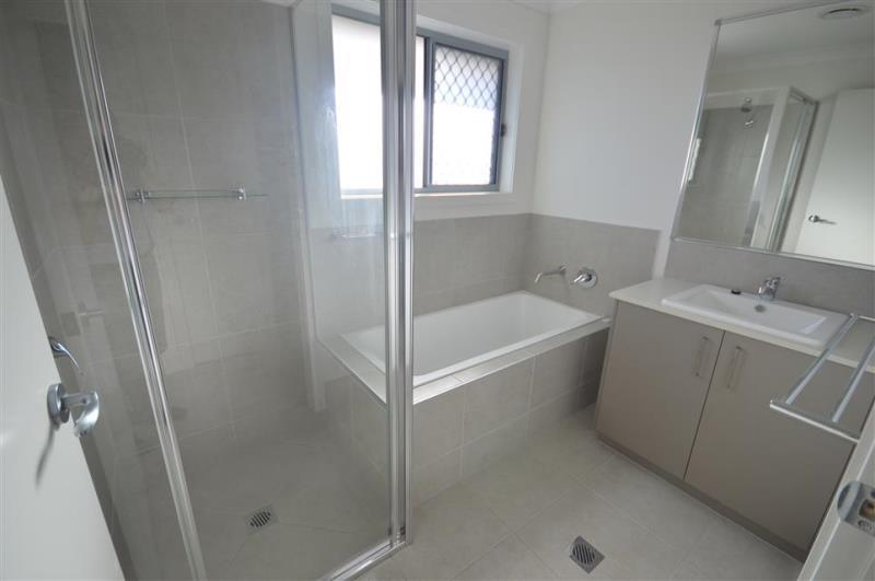 16 Fin Street FERN BAY NSW