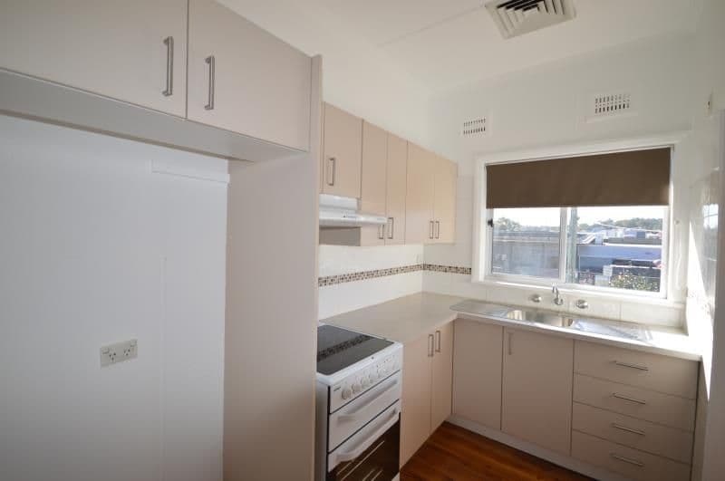 4 Munibung Road CARDIFF NSW