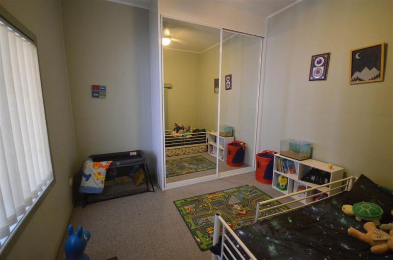 9 Chester Street Stockton NSW