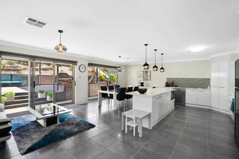 27 Sunningdale Circuit MEDOWIE NSW