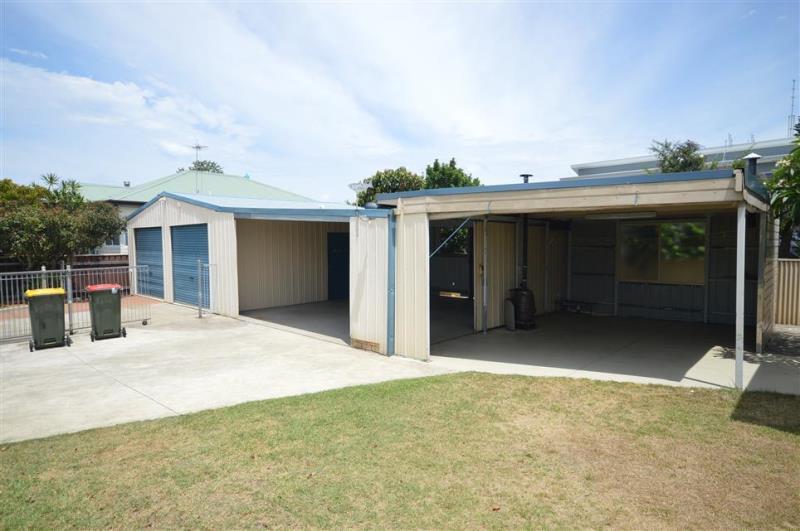 15 Fullerton Street FERN BAY NSW