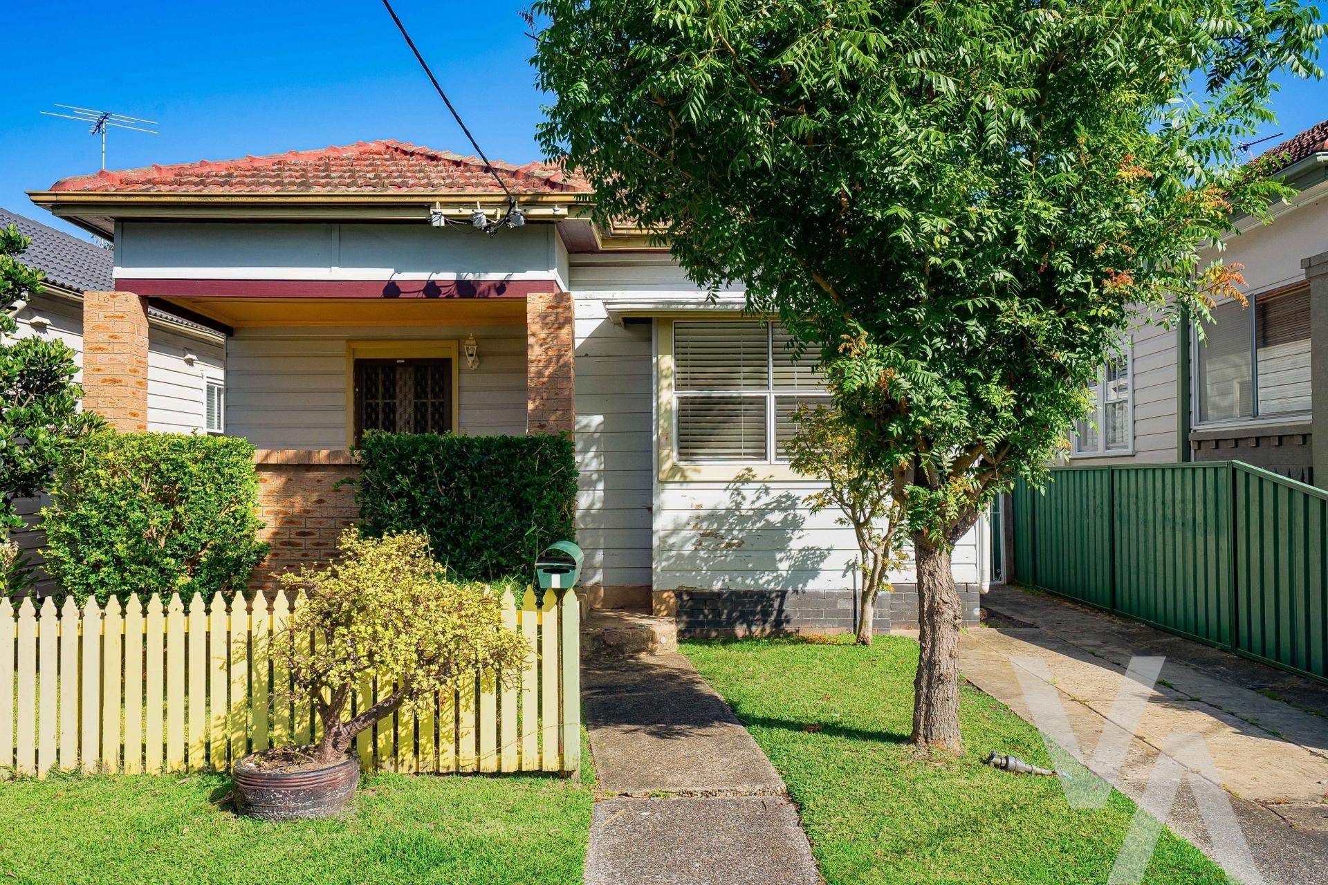 8 Gosford Road Broadmeadow NSW