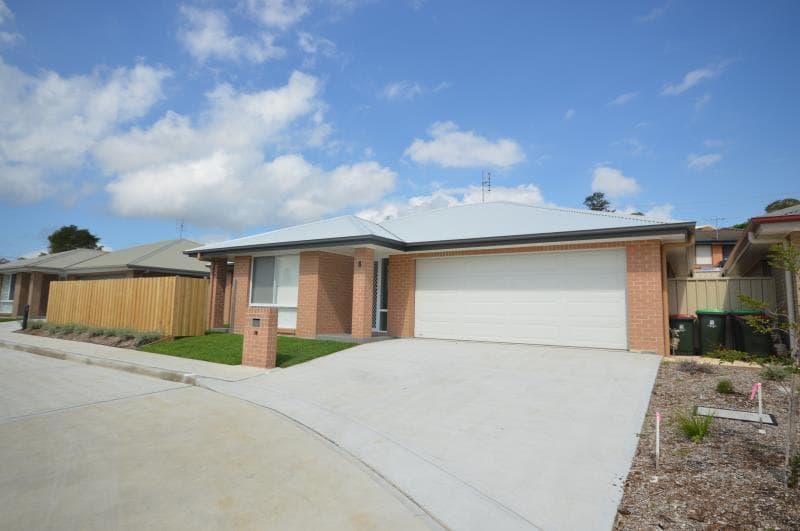 8 Eltham Circuit ELERMORE VALE NSW