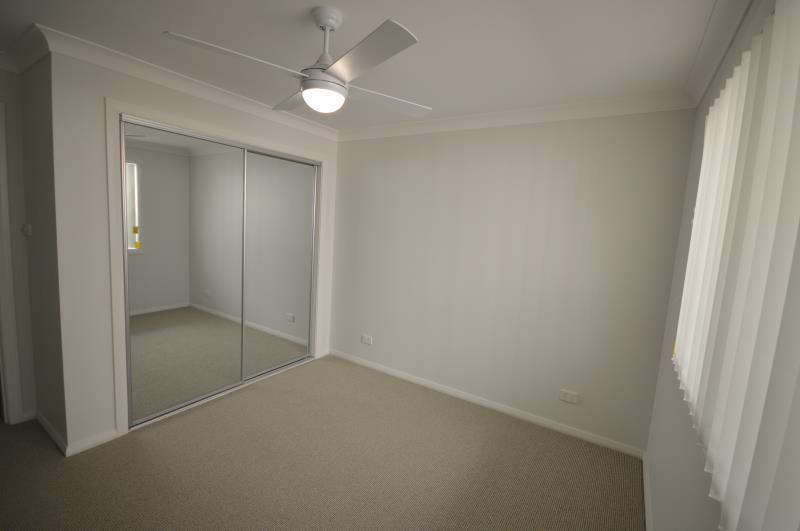 8 Eltham Circuit ELERMORE VALE NSW