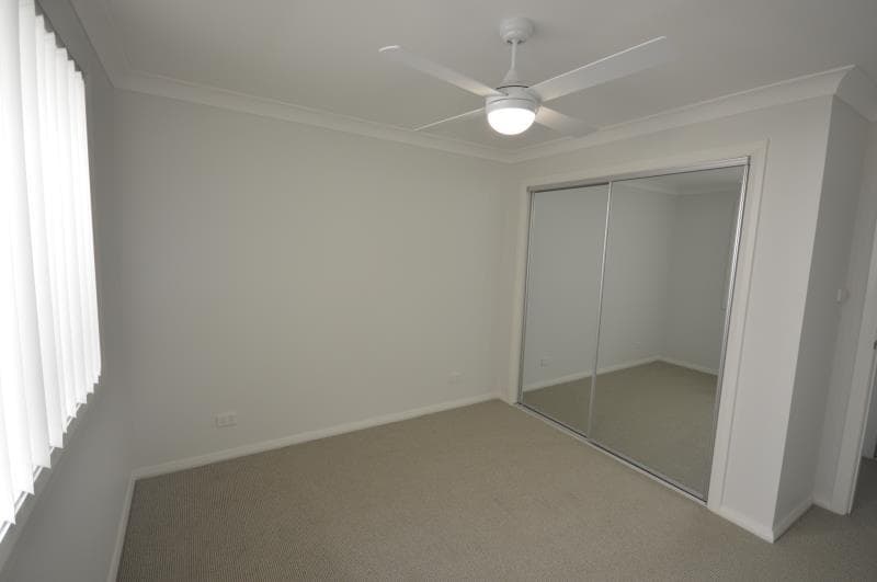 8 Eltham Circuit ELERMORE VALE NSW
