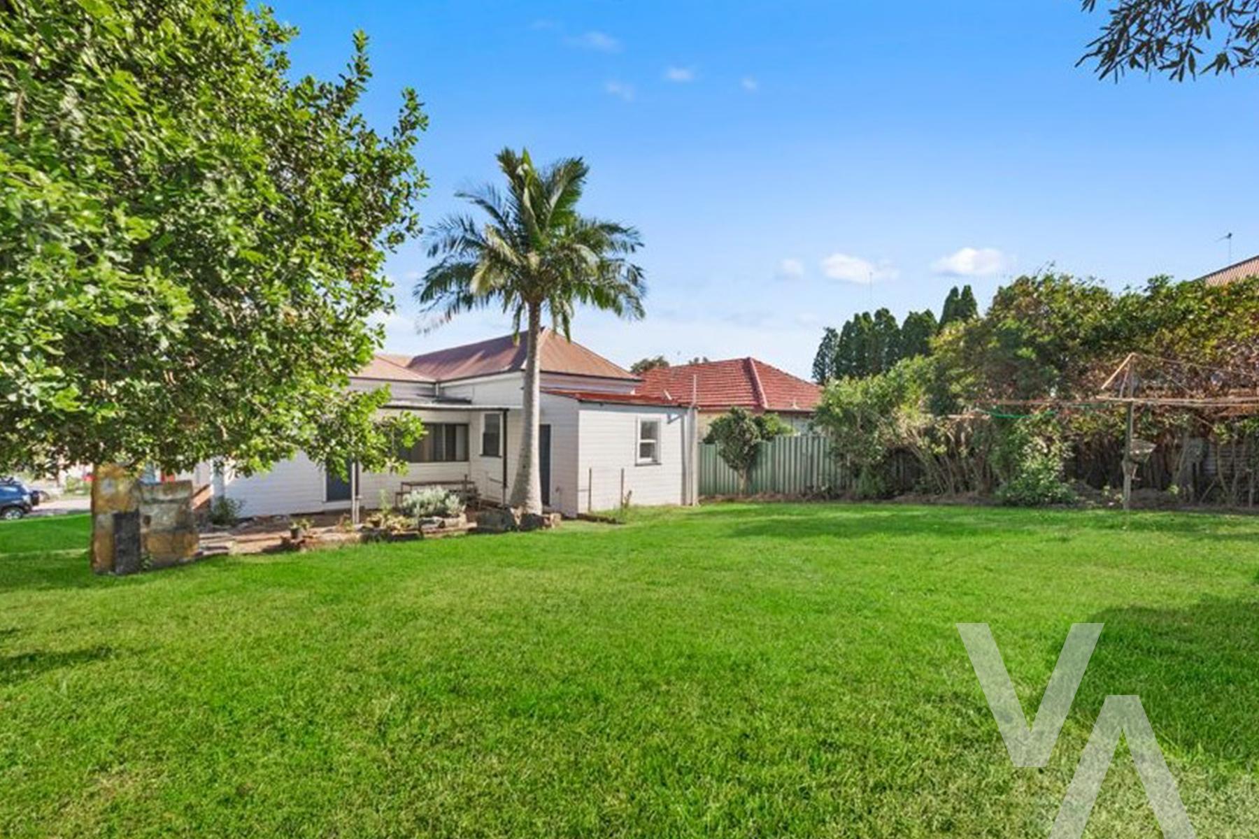 4 Dora Street, Mayfield  Mayfield NSW