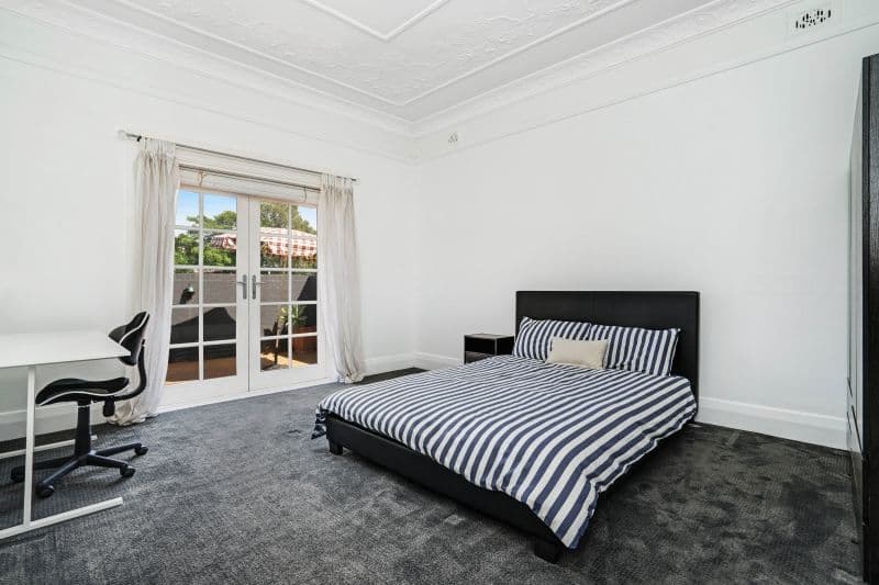 Room 3/5 Stewart Avenue HAMILTON EAST NSW