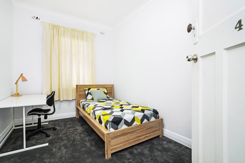 Room 4/5 Stewart Avenue HAMILTON EAST NSW