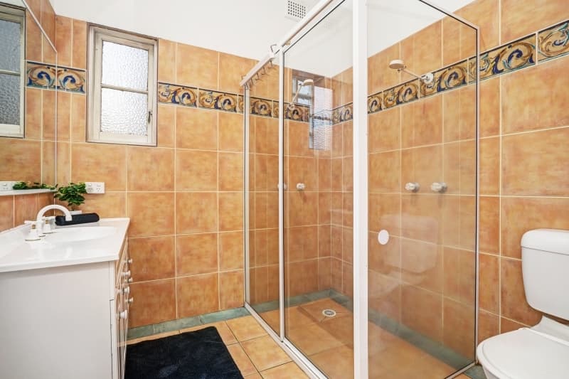 Room 4/5 Stewart Avenue HAMILTON EAST NSW