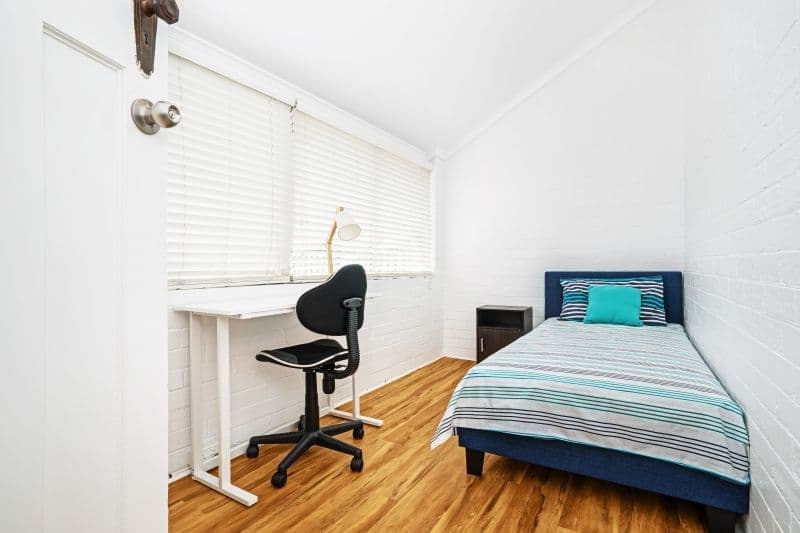 Room 5/5 Stewart Avenue HAMILTON EAST NSW