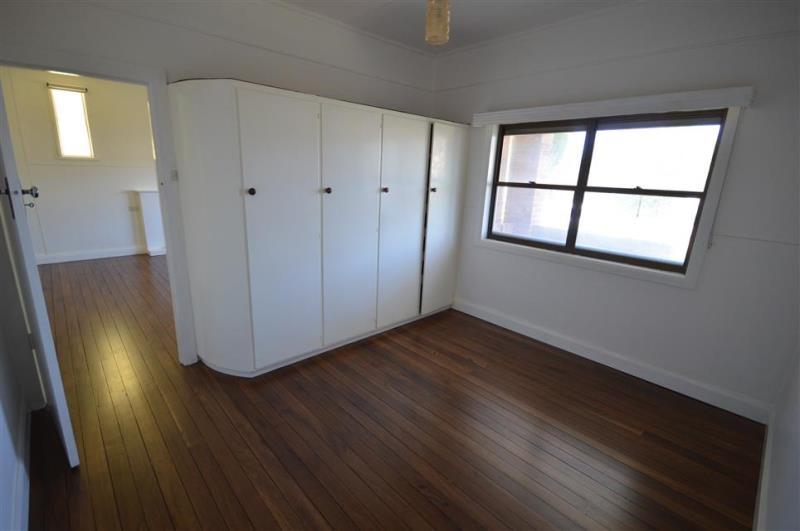 18 Maitland Street STOCKTON NSW