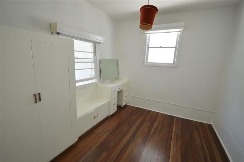 18 Maitland Street STOCKTON NSW
