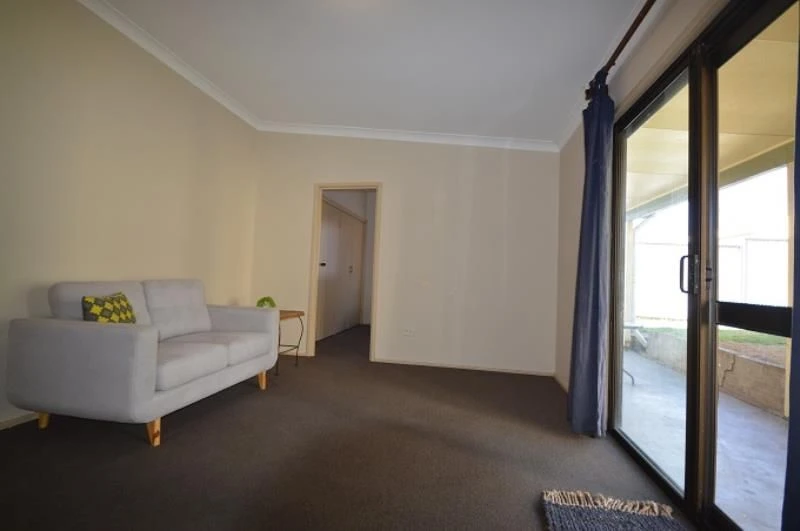 Room 4/72B Bridge Street Waratah Waratah NSW