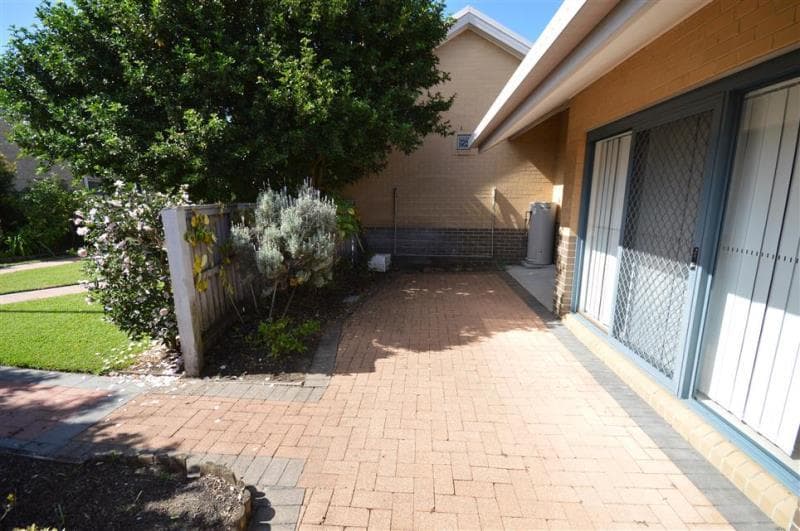 3/3 Newcastle Street STOCKTON NSW