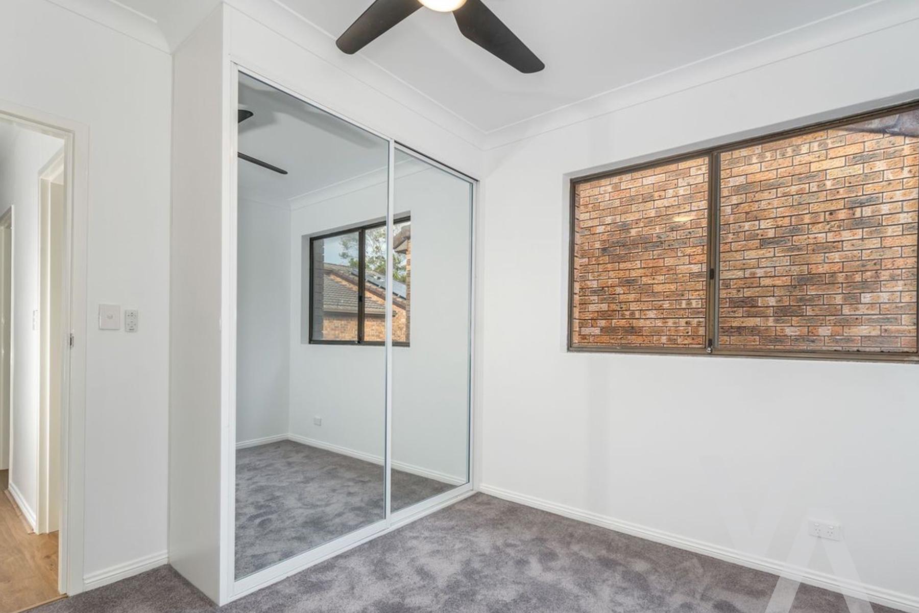 4/10 Kitchener Parade The Hill NSW