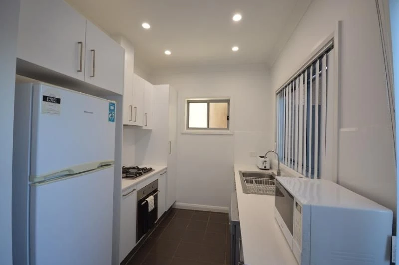 Room 3/10 Steel Street JESMOND NSW