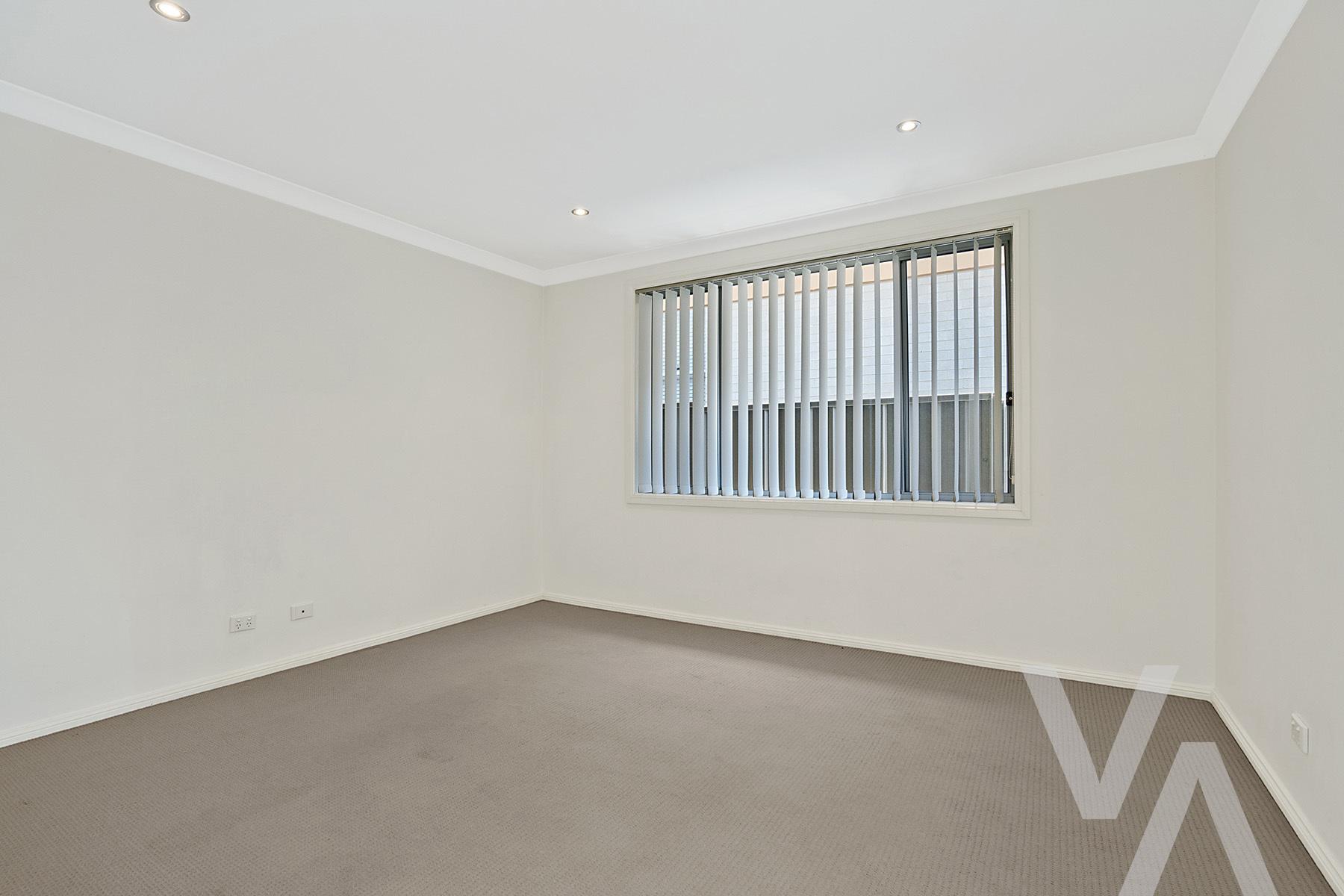 68 Delaware Drive Macquarie Hills NSW