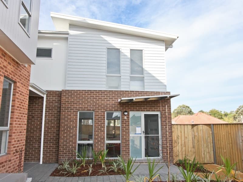 Room 3/10 Steel Street JESMOND NSW
