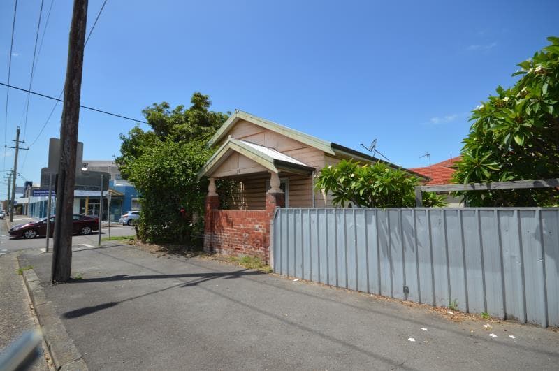 21 Brunker Road BROADMEADOW NSW