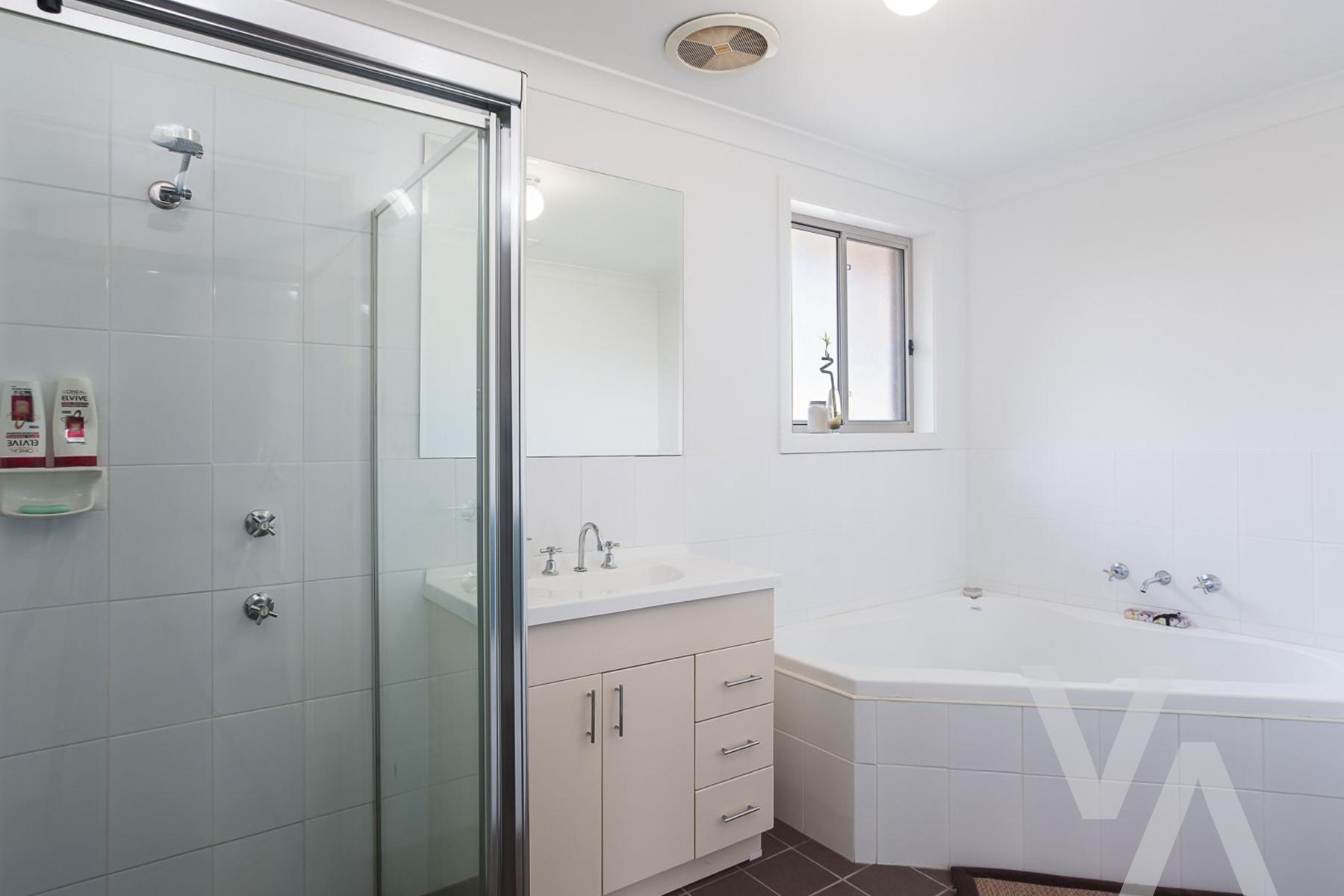 2/43 Harriet Street Waratah NSW