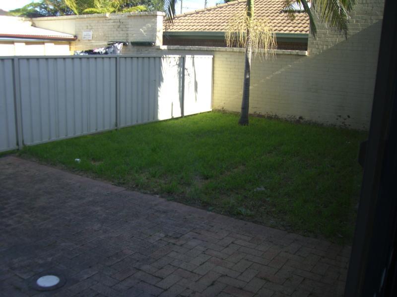 4/45 Hanbury Street MAYFIELD NSW