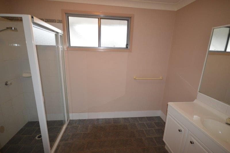 17/4 Angophora Close WARABROOK NSW