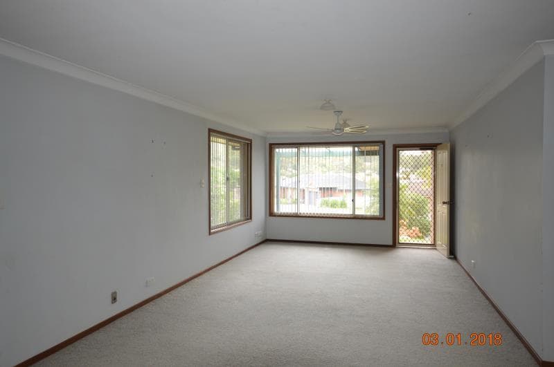 2/21 Monarch Crescent VALENTINE NSW