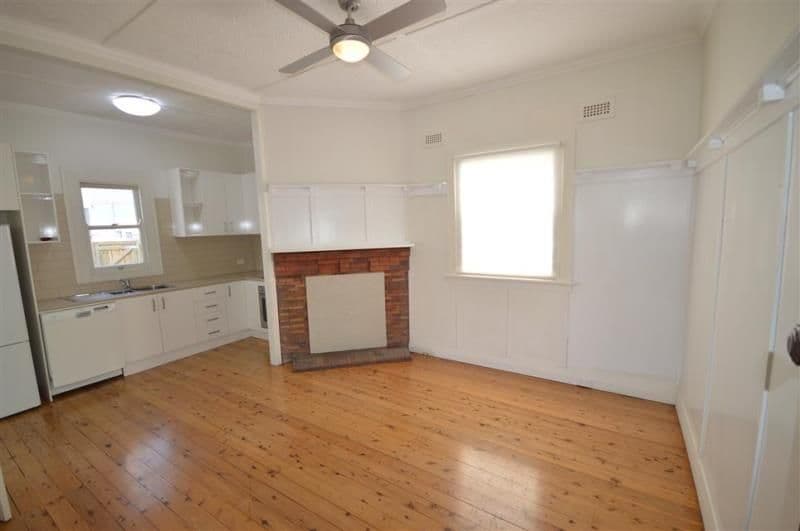 3 Monmouth Street STOCKTON NSW