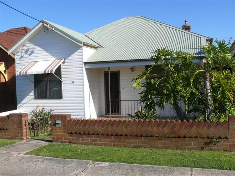 51 Roxburgh Street Stockton NSW