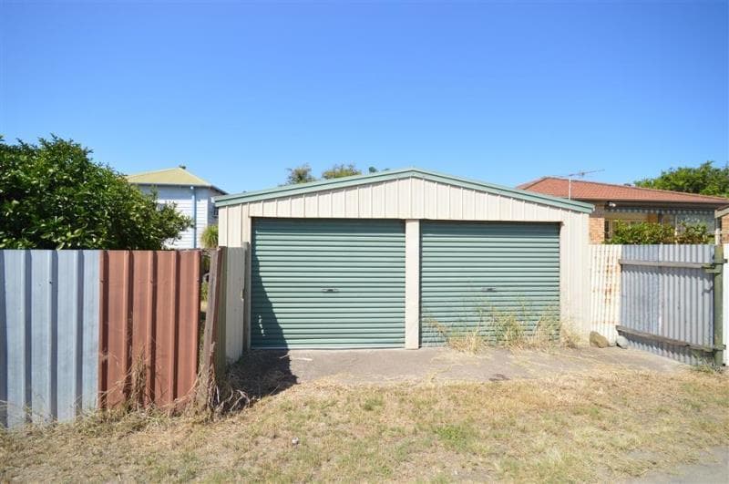 17 William Street STOCKTON NSW