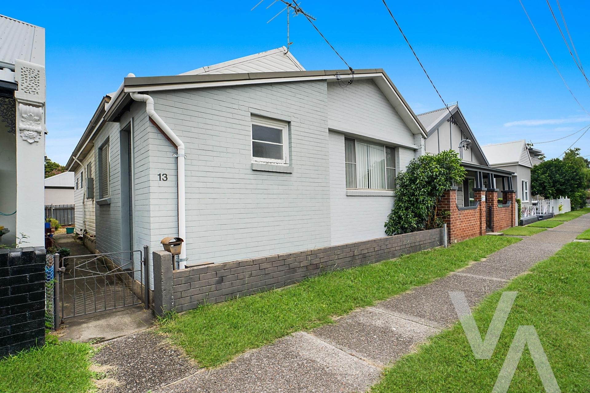 13 Cleary Street Hamilton NSW