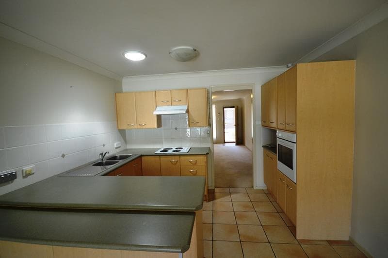 27/292 Park Avenue KOTARA NSW
