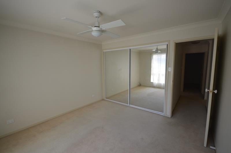27/292 Park Avenue KOTARA NSW