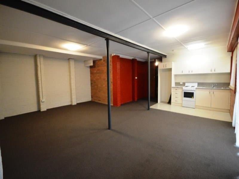 2/407 Warners Bay Road CHARLESTOWN NSW