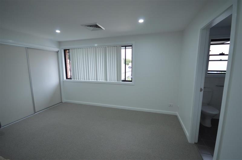 18/34 Cameron Street HAMILTON NSW