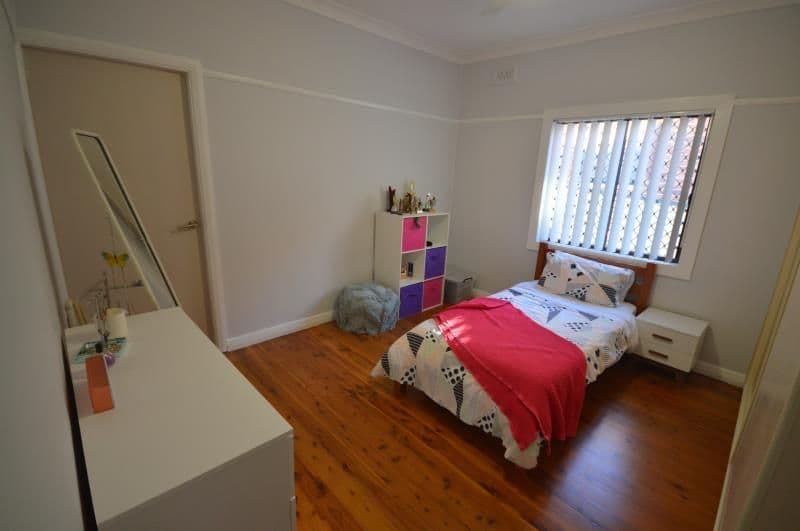 19 Fern Valley Road CARDIFF NSW