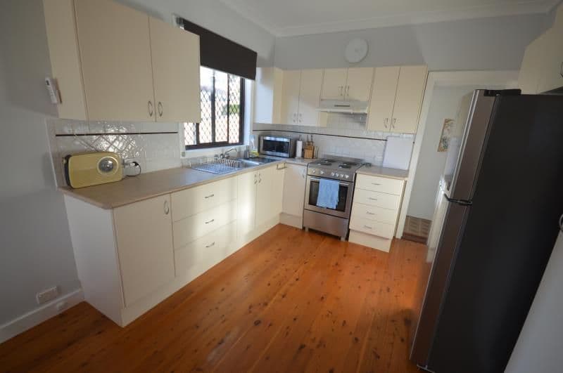 19 Fern Valley Road CARDIFF NSW