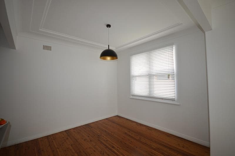 37 Lockyer Street ADAMSTOWN NSW